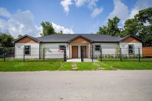 a-b-6004 England St, Houston, TX, 77021-2714 | Card Image
