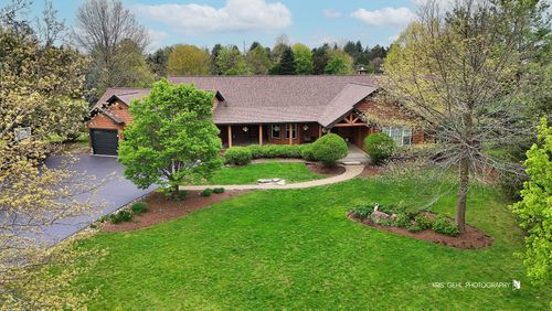 4806 Patty Ln, Ringwood, IL, 60072-9677 | Card Image