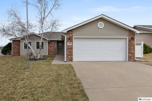 2464 Nw 46th St, Lincoln, NE, 68524-6016 | Card Image
