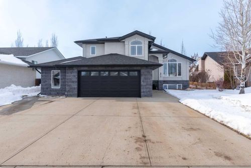 2912 65 Avenue Pl, Lloydminster, AB, T9V3H5 | Card Image