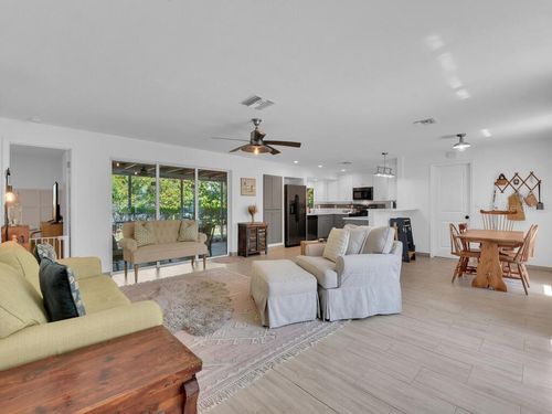 1537 Covington Cir E, FORT MYERS, FL, 33919-2003 | Card Image