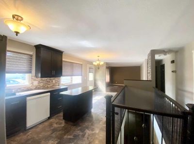 5423 48 St, House detached with 3 bedrooms, 2 bathrooms and 7 parking in Provost AB | Image 2