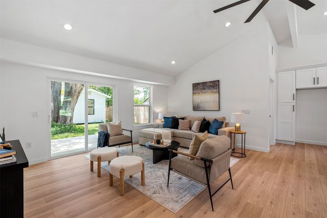 8108 Briarwood Ln, House other with 3 bedrooms, 2 bathrooms and 2 parking in Austin TX | Image 17