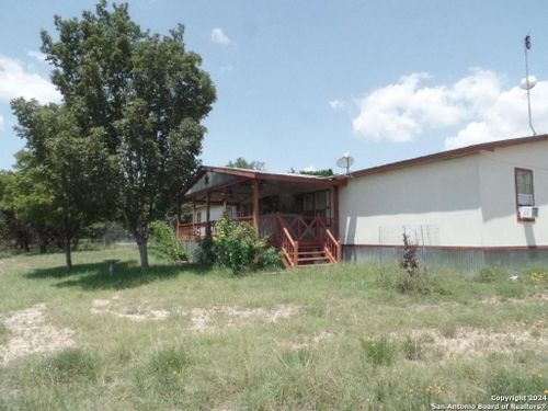 698 Panther Hollow Dr., Bandera, TX, 78003 | Card Image