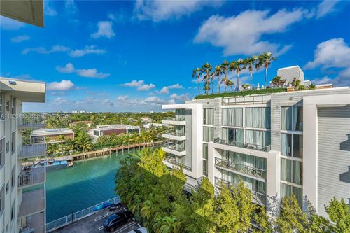 apt-7h-9500 W Bay Harbor Dr, Bay Harbor Islands, FL, 33154-2035 | Card Image