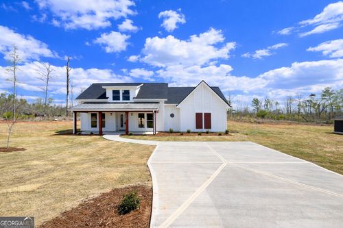 15 South Rd, Griffin, GA, 30224-7180 | Card Image