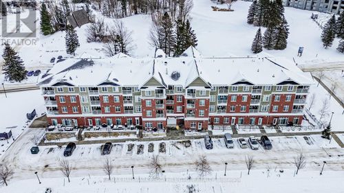 217-40 Horseshoe Blvd, Barrie, ON, L4M4Y8 | Card Image