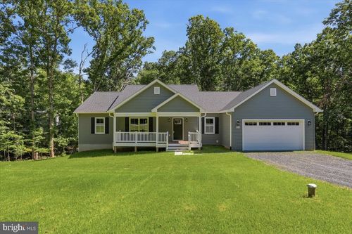 99 Lakeside Dr, FRONT ROYAL, VA, 22630-8976 | Card Image