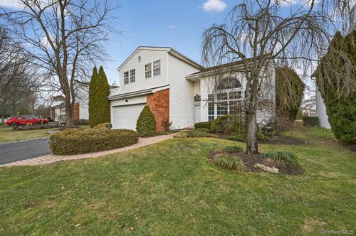 27 Hamlet Dr, Commack, NY, 11725-4435 | Card Image