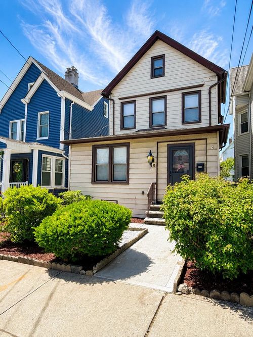 38 W 43rd St, Bayonne, NJ, 07002-3008 | Card Image