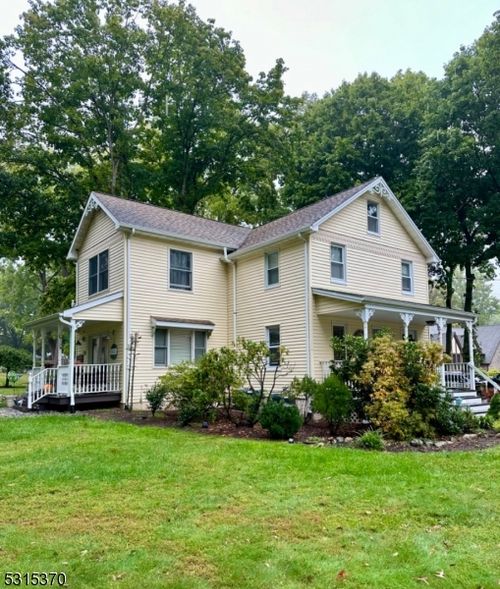 47 River Rd, Montville, NJ, 07045-9447 | Card Image