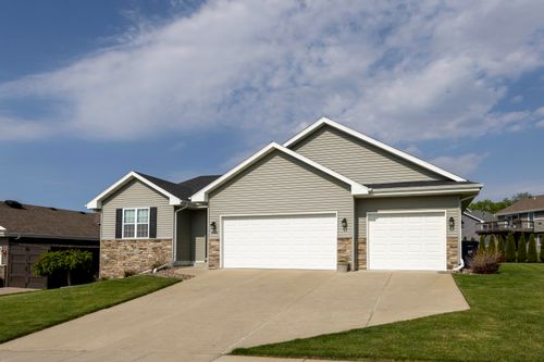 4939 Parkwood Dr, Milton, WI, 53563-8990 | Card Image