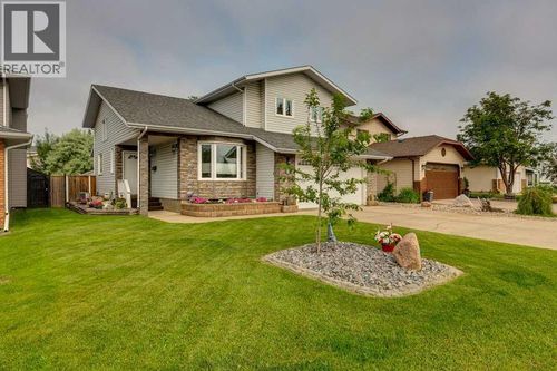 6 Ramsey Avenue, Red Deer, AB, T4P3K6 | Card Image