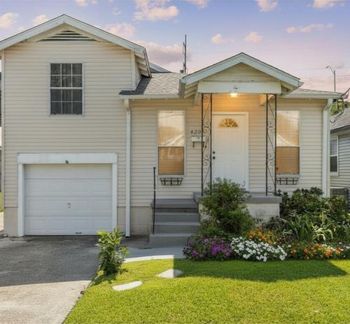 4208 Heaslip Ave, Metairie, LA, 70001-5751 | Card Image