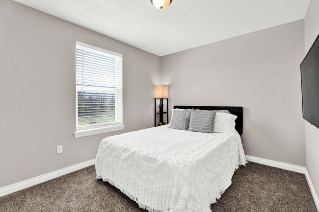 2512 E Maple Rd, House other with 4 bedrooms, 3 bathrooms and null parking in Troy MI | Image 26