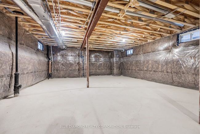 617 Bearberry Pl, House other with 4 bedrooms, 3 bathrooms and 1 parking in Milton ON | Image 18