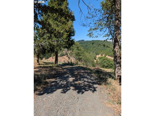 0 Fawn Ridge Dr, Oakland, OR, 97462 | Card Image