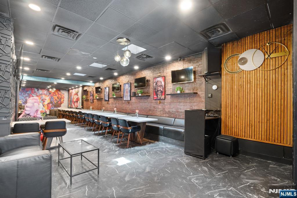 Commercial Sale in Newark 2