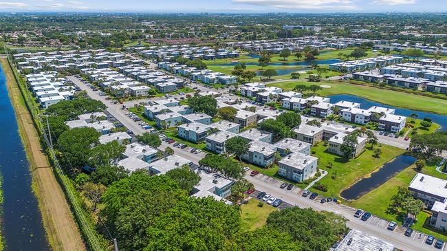 590 Normandy M, Condo with 2 bedrooms, 2 bathrooms and null parking in Delray Beach FL | Image 29
