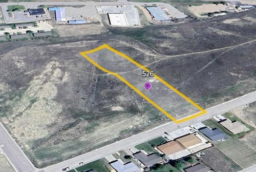 526 Emigrant Dr, Glenrock, WY, 82637-5131 | Card Image