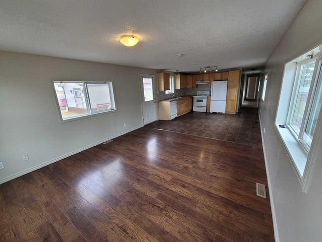 52 Maple Estates, House other with 2 bedrooms, 1 bathrooms and 2 parking in Picture Butte AB | Image 5