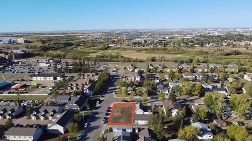 10535 103 Ave, Grande Prairie, AB, T8V1C6 | Card Image