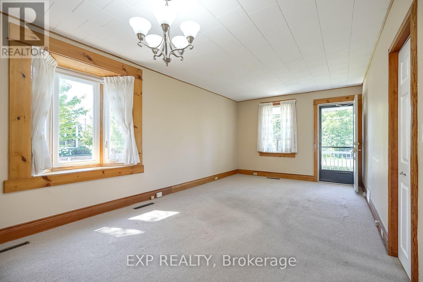 Residential in Mississauga (Lakeview) 3