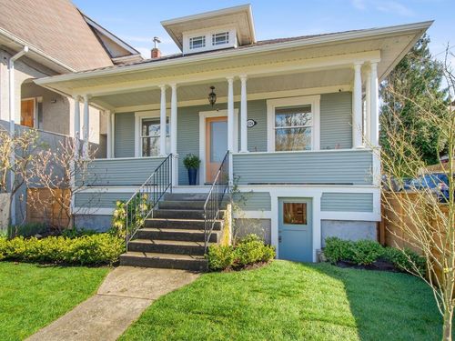 2224 Victoria Dr, Vancouver, BC, V5N4K6 | Card Image