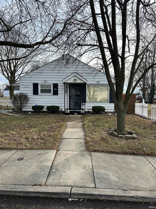 430 Agnes St, Fort Wayne, IN, 46806-4002 | Card Image