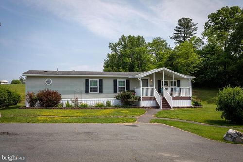510 Caravelle Ln, READING, PA, 19606-3768 | Card Image