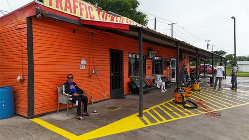 5524 E Lancaster Ave, Fort Worth, TX, 76112-6429 | Card Image