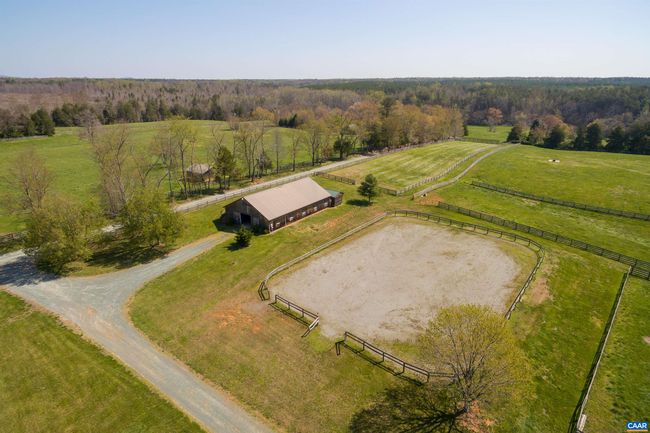 915 Campbell Rd, House other with 4 bedrooms, 4 bathrooms and null parking in KESWICK VA | Image 11