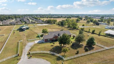 26000 E Joy Avenue, House other with 3 bedrooms, 2 bathrooms and null parking in Broken Arrow OK | Image 1