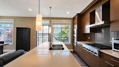 10-15977 26 Ave, Surrey, BC, V3Z2W7 | Card Image