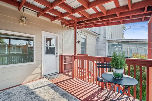 1046 W Park St, Butte, MT, 59701-9074 | Card Image