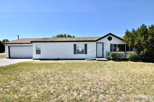 3796 Greenwillow Ln, Idaho Falls, ID, 83401-2410 | Card Image
