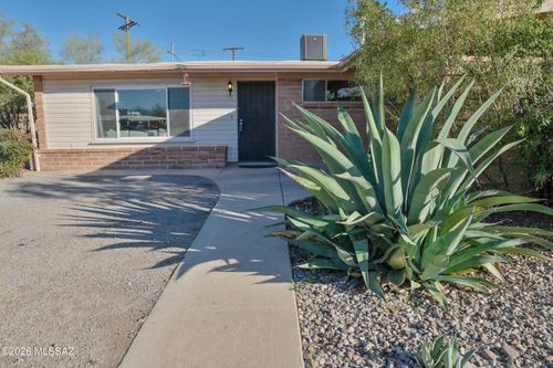 6844 E Kingston Drive, Tucson, AZ, 85710 | Card Image