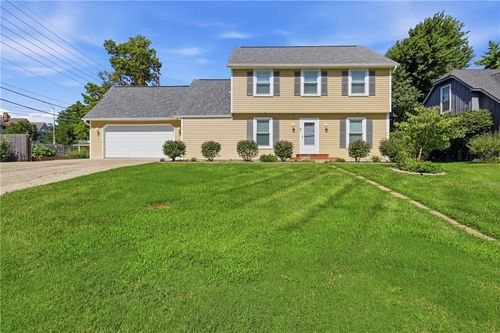 10282 Haskins St, Lenexa, KS, 66215-1860 | Card Image