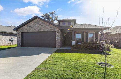 424 Nw 59 Ave, Bentonville, AR, 72713-4030 | Card Image