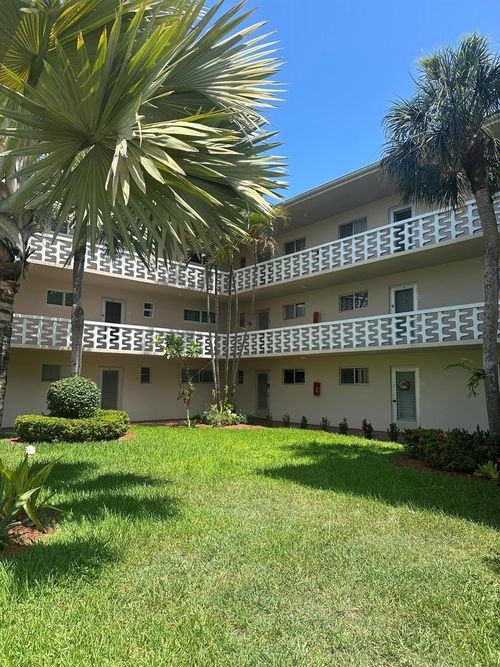 apt-304-2812 Garden Dr S, Lake Worth, FL, 33461-6200 | Card Image