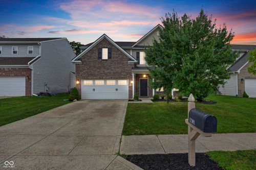 12381 Cricket Song Ln, Noblesville, IN, 46060-3386 | Card Image