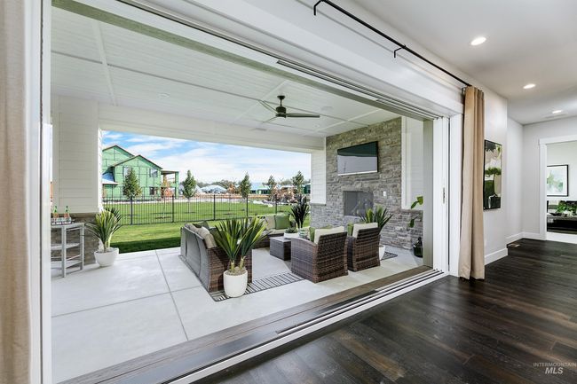 104 S Gresham Way, House other with 3 bedrooms, 4 bathrooms and 4 parking in Eagle ID | Image 12