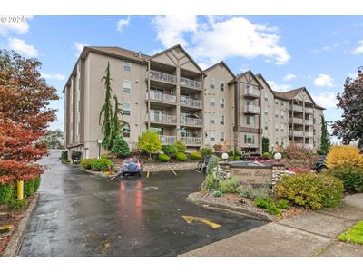 102 - 1548 River Rd, Condo with 2 bedrooms, 2 bathrooms and 1 parking in LONGVIEW WA | Image 1