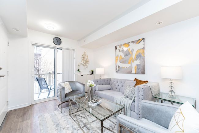 204 - 90 Orchid Place Dr, Condo with 3 bedrooms, 1 bathrooms and 1 parking in Scarborough ON | Image 5
