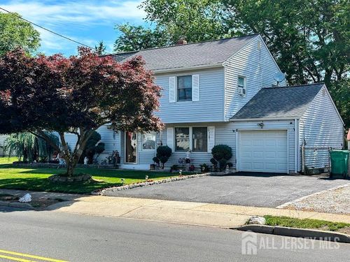 273 Old Post Rd, Edison, NJ, 08817-4542 | Card Image