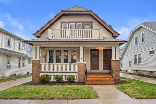 1527 N 49th St, Milwaukee, WI, 53208-2252 | Card Image