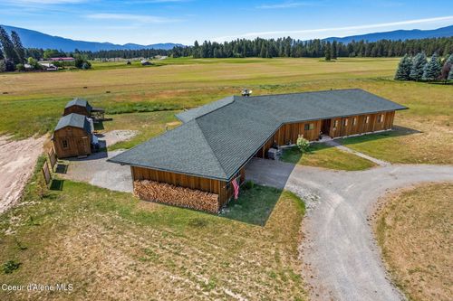 64 Heights Loop, Bonners Ferry, ID, 83805-5337 | Card Image