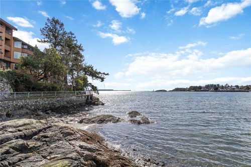 706-325 Maitland St, Victoria, BC, V9A7G7 | Card Image