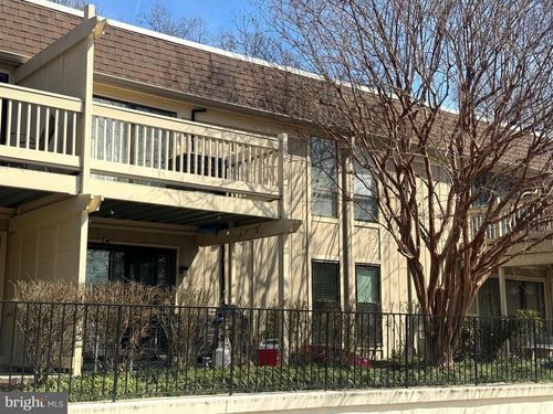 5772 Rexford Ct, SPRINGFIELD, VA, 22152-1061 | Card Image