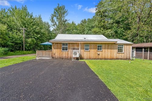 32 34th St, Constantia, NY, 13044-2704 | Card Image